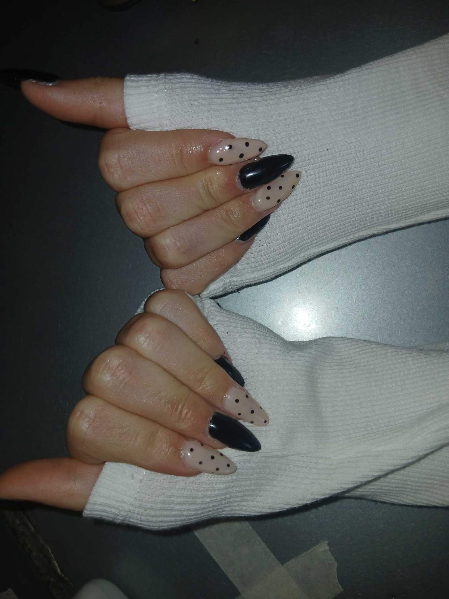 Black and nude polka dot nail set